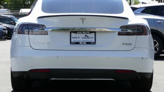 2016 Tesla Model S 5YJSA1E46GF132053