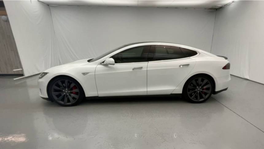 2015 Tesla Model S 5YJSA1V45FF096676