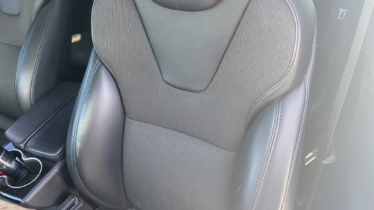 2018 Tesla Model X 5YJXCDE29JF092610