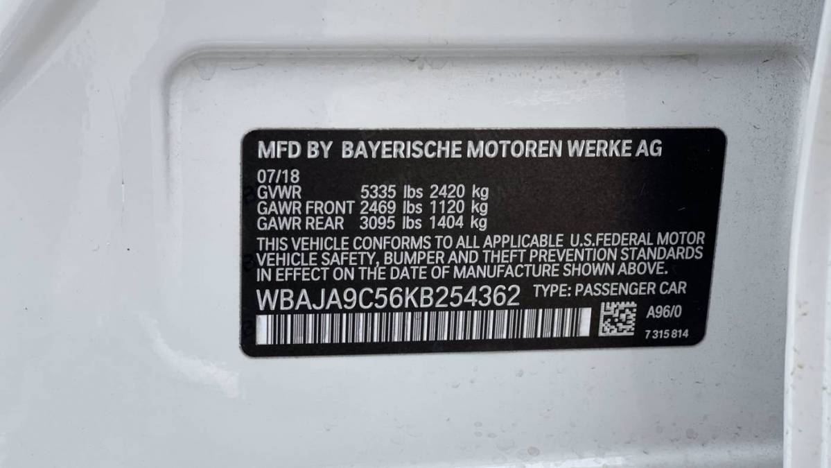 2019 BMW 5 Series WBAJA9C56KB254362