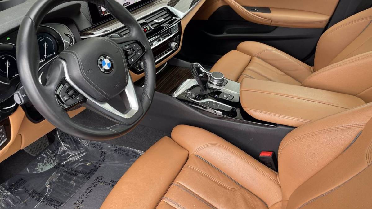2019 BMW 5 Series WBAJA9C56KB254362