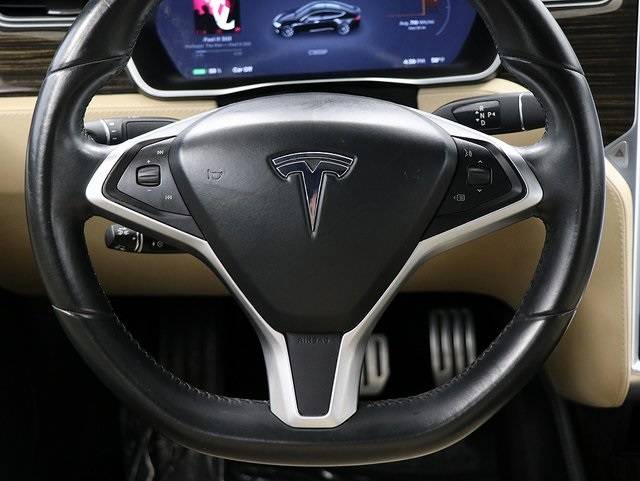 2016 Tesla Model S 5YJSA1E41GF120232