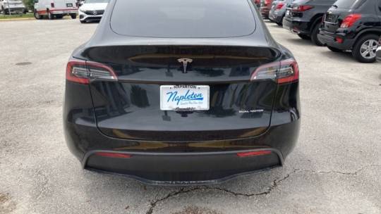 2021 Tesla Model Y 5YJYGDEE6MF078462