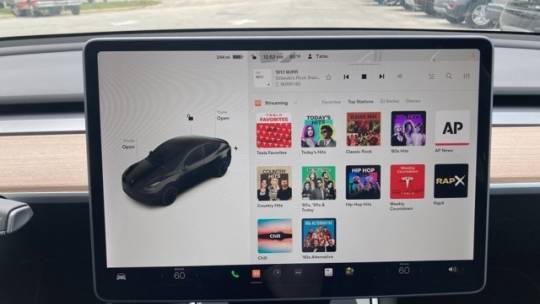 2021 Tesla Model Y 5YJYGDEE6MF078462