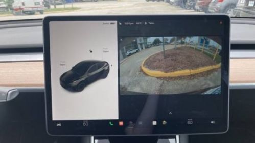 2021 Tesla Model Y 5YJYGDEE6MF078462