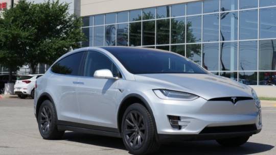 2018 Tesla Model X 5YJXCBE25JF090292