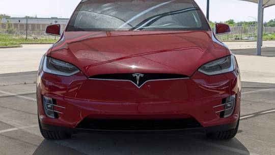 2019 Tesla Model X 5YJXCDE4XKF200218
