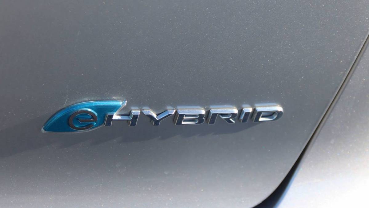 2018 Chrysler Pacifica Hybrid 2C4RC1N73JR178440