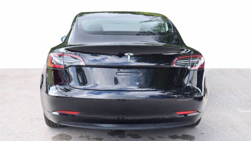 2018 Tesla Model 3 5YJ3E1EA1JF152636