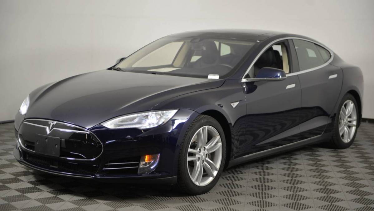 2015 Tesla Model S 5YJSA1H25FFP77205
