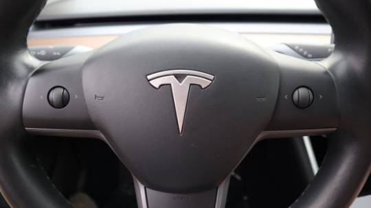 2018 Tesla Model 3 5YJ3E1EBXJF084961