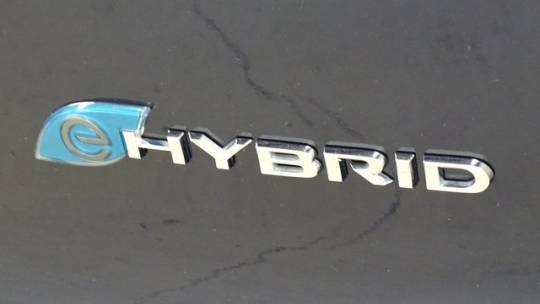 2018 Chrysler Pacifica Hybrid 2C4RC1N79JR229424