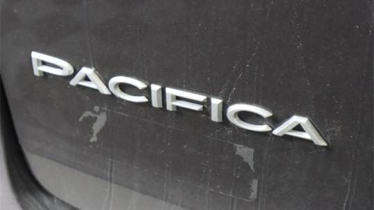 2018 Chrysler Pacifica Hybrid 2C4RC1L71JR248262