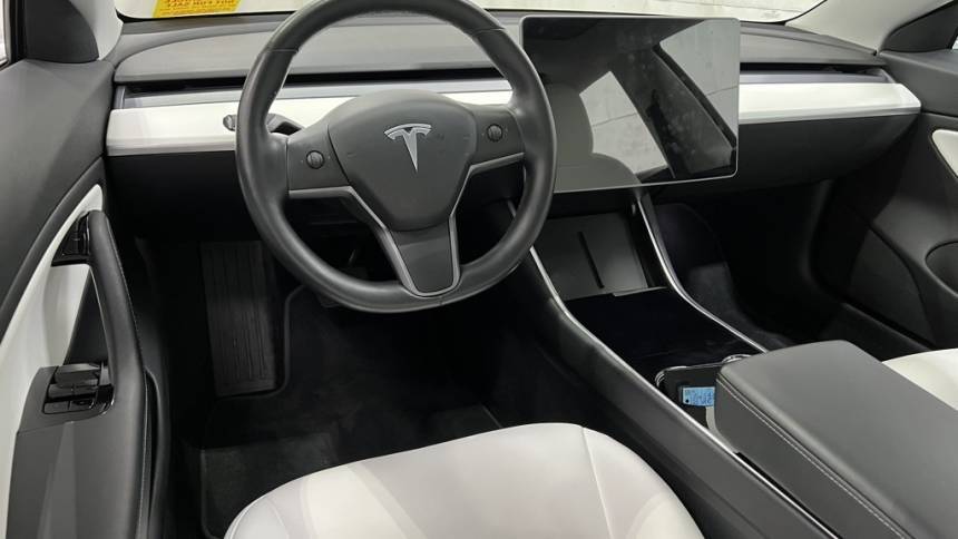 2018 Tesla Model 3 5YJ3E1EB6JF135730