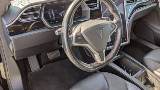 2016 Tesla Model S 5YJSA1E15GF152560