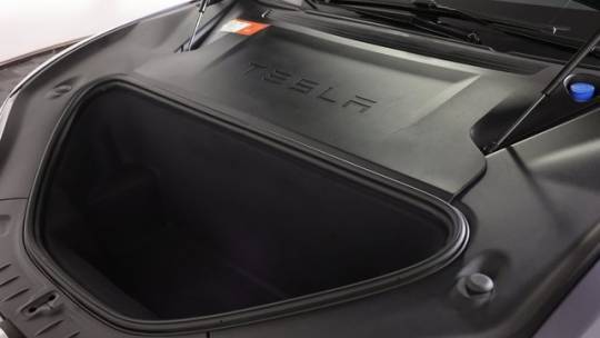 2017 Tesla Model S 5YJSA1E23HF197300