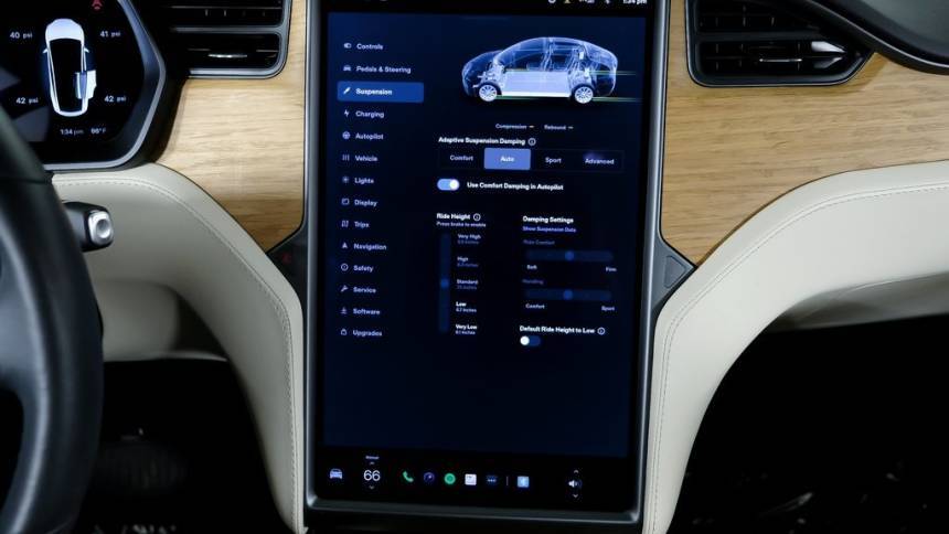 2019 Tesla Model X 5YJXCAE21KF194970