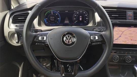 2019 Volkswagen e-Golf WVWPR7AU1KW907824