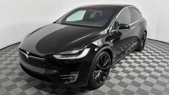 2018 Tesla Model X 5YJXCDE23JF135595