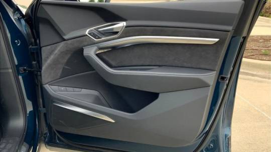 2021 Audi e-tron WA1VAAGE3MB018118