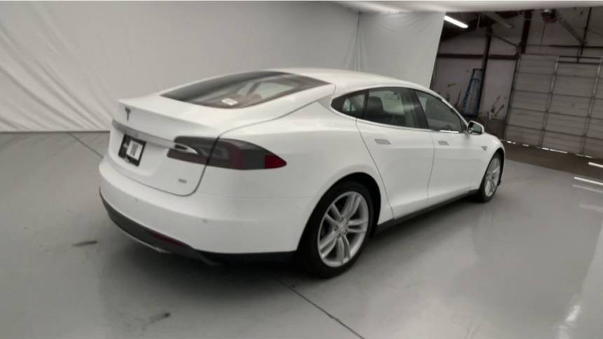 2014 Tesla Model S 5YJSA1H1XEFP50894