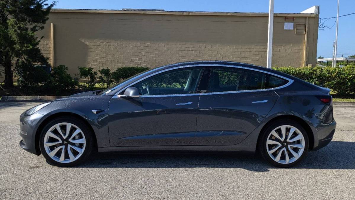 2019 Tesla Model 3 5YJ3E1EA6KF300801