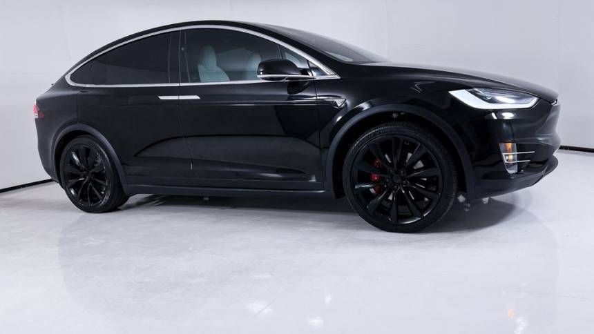2020 Tesla Model X 5YJXCAE46LF285011