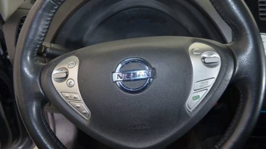 2015 Nissan LEAF 1N4AZ0CP2FC300400