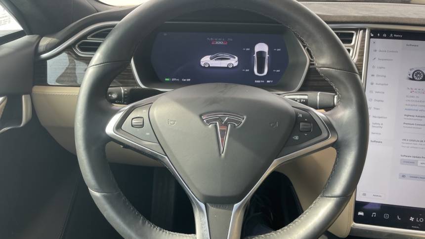 2016 Tesla Model S 5YJSA1E41GF159631