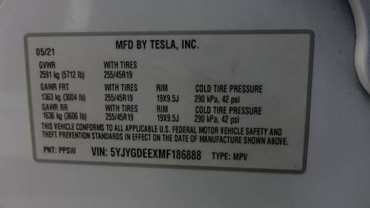 2021 Tesla Model Y 5YJYGDEEXMF186888