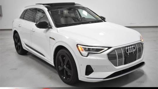 2019 Audi e-tron WA1LAAGE5KB011319