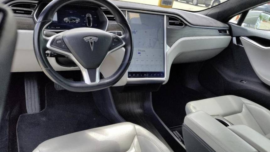 2015 Tesla Model S 5YJSA1H15FF087557
