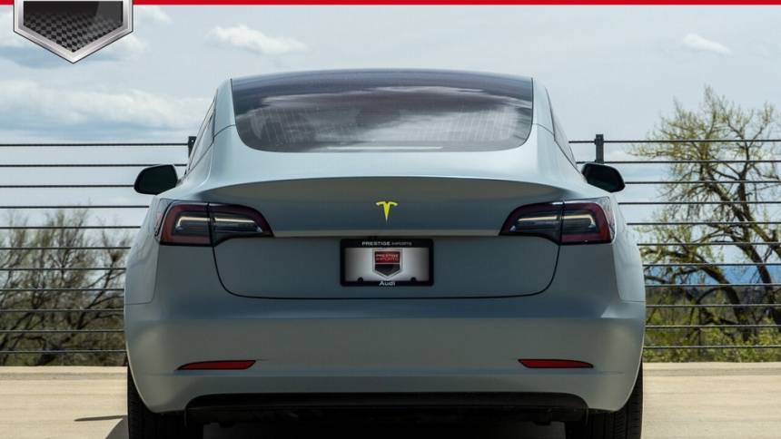 2018 Tesla Model 3 5YJ3E1EB8JF134840