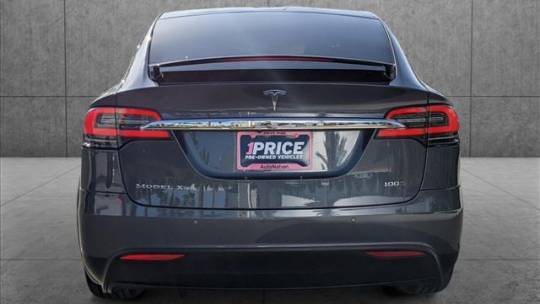 2018 Tesla Model X 5YJXCAE24JF144692
