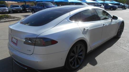 2015 Tesla Model S 5YJSA1E2XFF116273