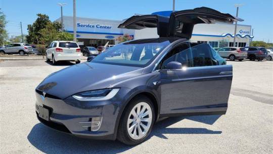 2018 Tesla Model X 5YJXCDE28JF121661