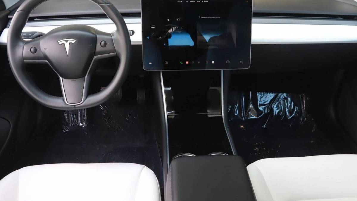 2018 Tesla Model 3 5YJ3E1EB6JF148624
