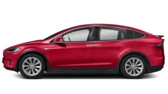 2018 Tesla Model X 5YJXCDE23JF103472