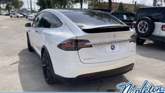 2018 Tesla Model X 5YJXCBE21JF112286