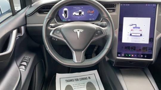 2019 Tesla Model X 5YJXCAE26KF181339