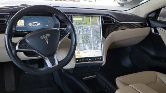 2016 Tesla Model S 5YJSA1E26GF144640