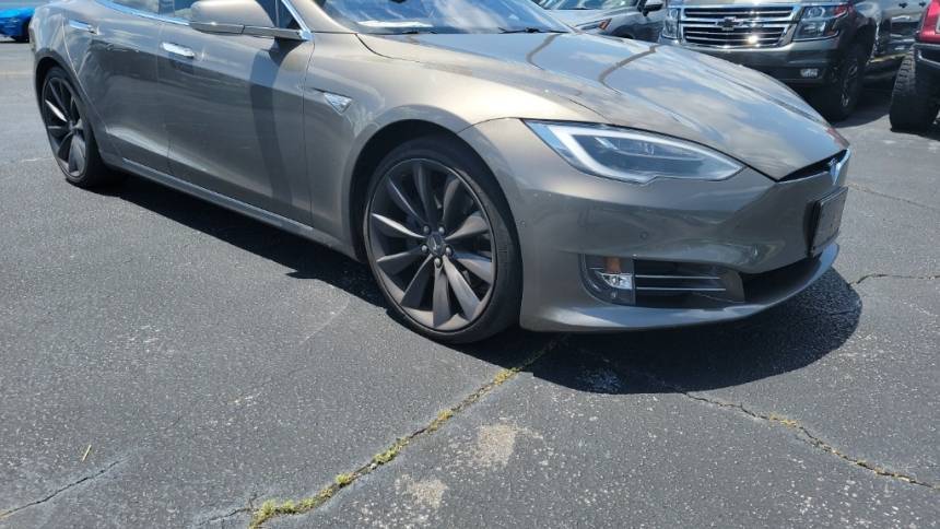 2016 Tesla Model S 5YJSA1E20GF148571