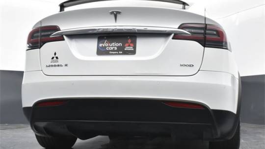 2017 Tesla Model X 5YJXCDE24HF079127