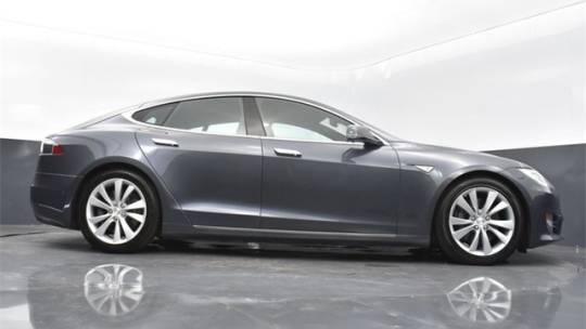 2016 Tesla Model S 5YJSA1E27GF153394