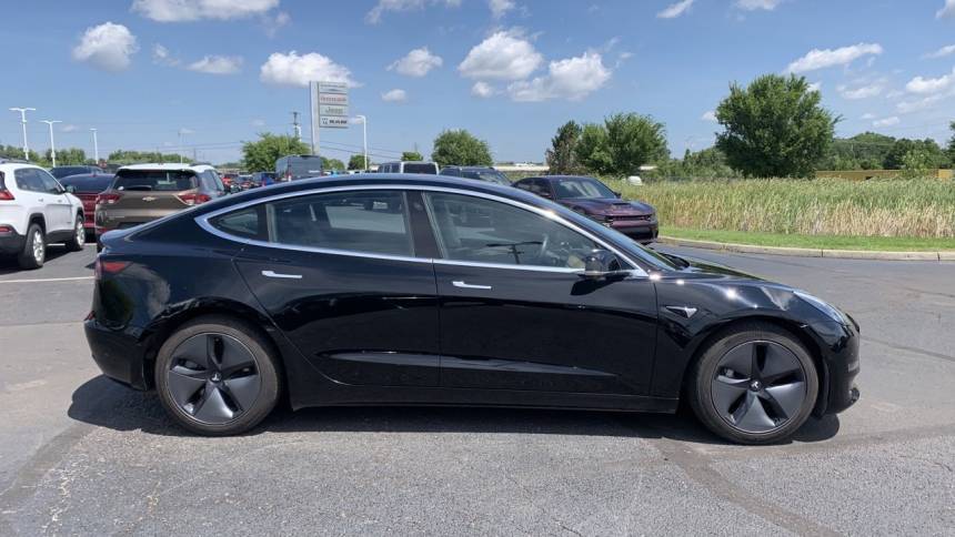 2018 Tesla Model 3 5YJ3E1EB3JF113300