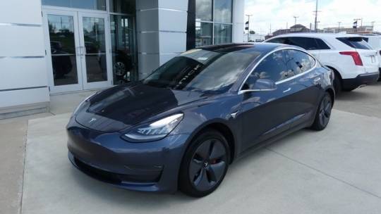 2018 Tesla Model 3 5YJ3E1EA0JF014215