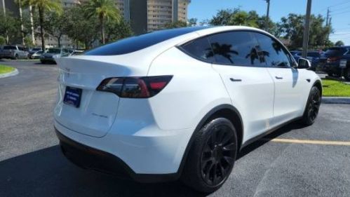 2021 Tesla Model Y 5YJYGDEE2MF162102