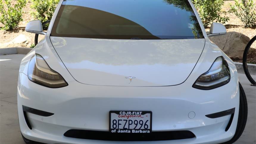 2018 Tesla Model 3 5YJ3E1EA7JF050077