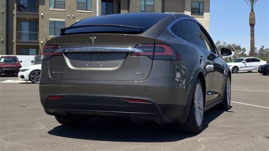 2016 Tesla Model X 5YJXCBE20GF010180
