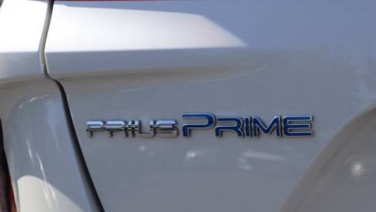 2017 Toyota Prius Prime JTDKARFPXH3056469